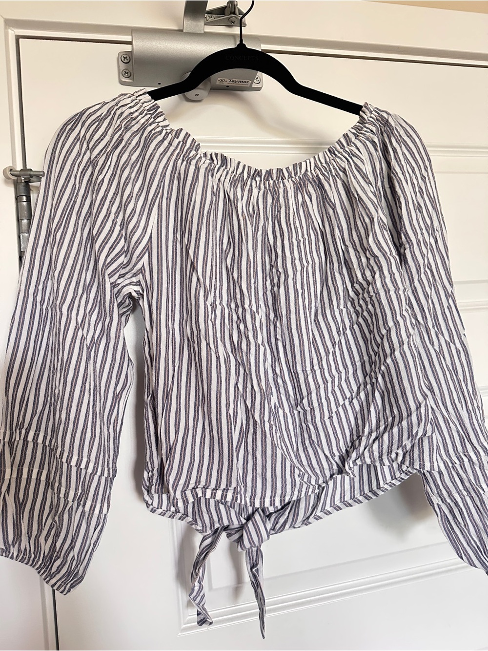 Hollister White Blouse with Navy Stripes - Off-Shoulder Tie Front Size L